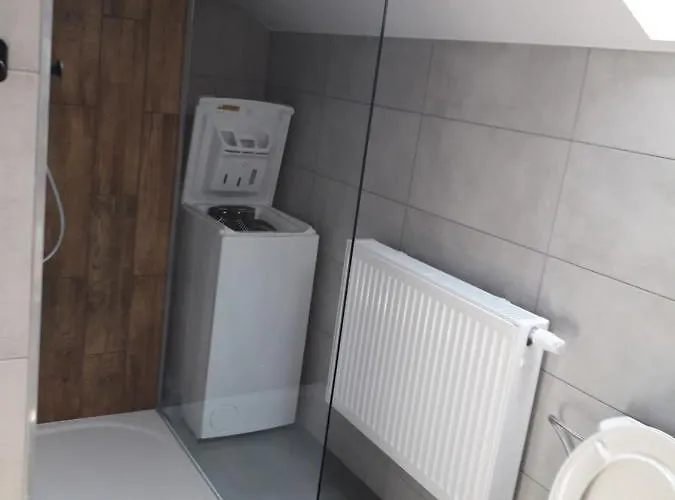 Nad Jeziorem Ewa * Nadole (Pomerania)